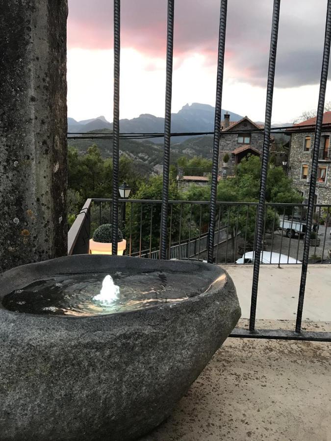Apartamento El Fenal De Turmo Casa Rural "El Capricho De Nieves" Laspuña Esterno foto